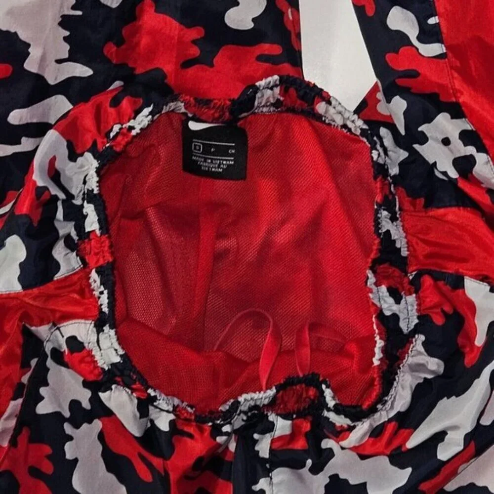 Nike 28 lined